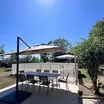 Superbe Maison En Pierre Climatisee Avec Piscine Ferienhaus *
