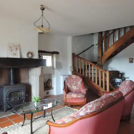 Superbe Maison En Pierre Climatisee Avec Piscine *